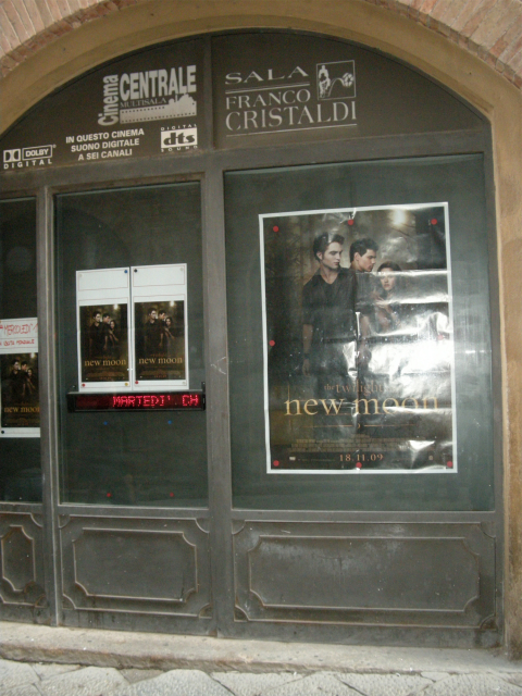 Volterra_New Moon al cinewna