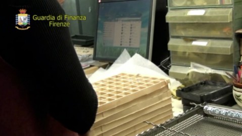 controlli capannoni guardia finanza firenze